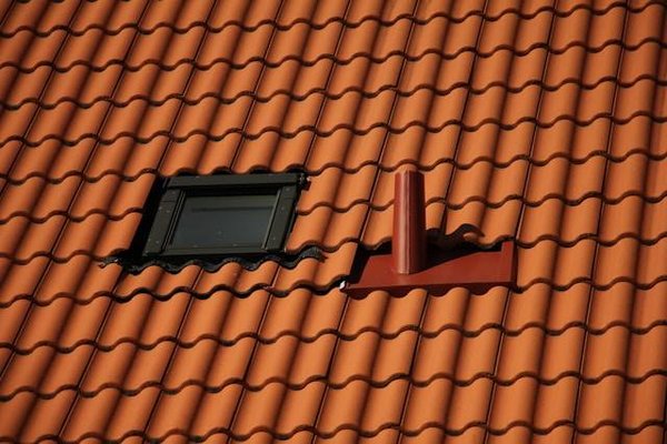 Guide complet pour l'entretien de votre toit-terrasse : Préservez votre espace extérieur toute l'année